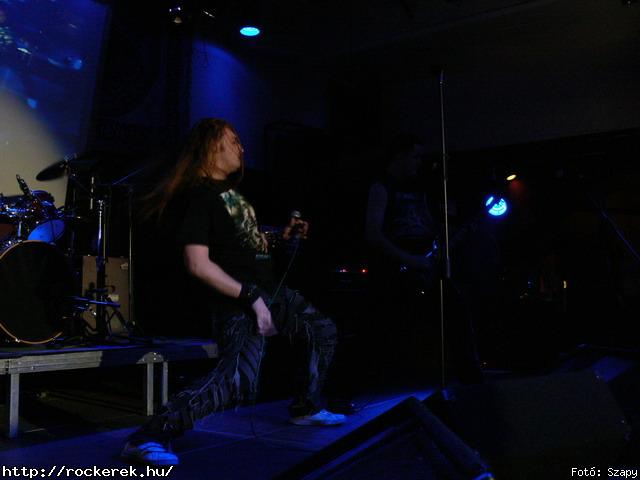  Suburban Neon,  History of heaven,  Sunset,  M-nlkl,  Faded Life,  Entrpia Architektra,  Schoolphoto,  Krhozat,  Dharma - Fot: Szapy