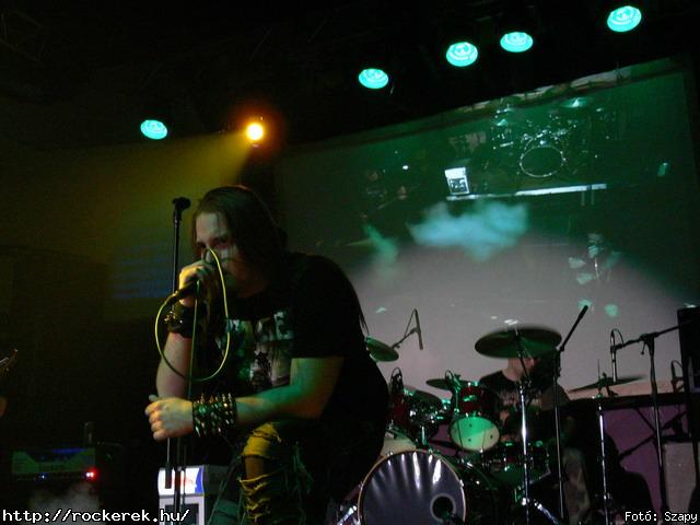  Suburban Neon,  History of heaven,  Sunset,  M-nlkl,  Faded Life,  Entrpia Architektra,  Schoolphoto,  Krhozat,  Dharma - Fot: Szapy