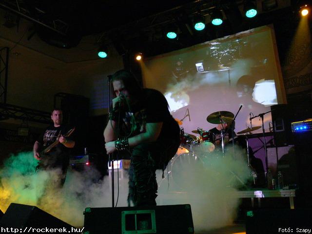  Suburban Neon,  History of heaven,  Sunset,  M-nlkl,  Faded Life,  Entrpia Architektra,  Schoolphoto,  Krhozat,  Dharma - Fot: Szapy