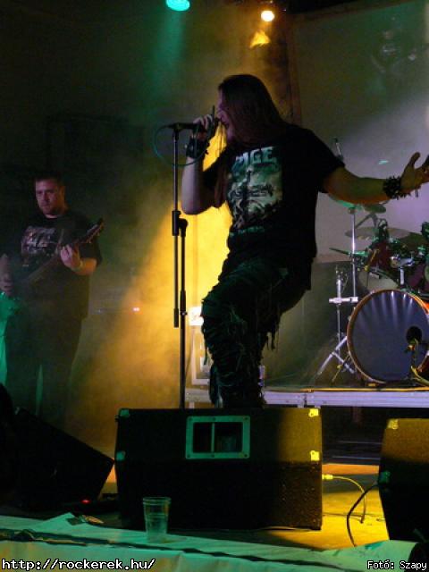  Suburban Neon,  History of heaven,  Sunset,  M-nlkl,  Faded Life,  Entrpia Architektra,  Schoolphoto,  Krhozat,  Dharma - Fot: Szapy