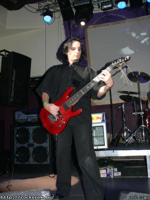  Suburban Neon,  History of heaven,  Sunset,  M-nlkl,  Faded Life,  Entrpia Architektra,  Schoolphoto,  Krhozat,  Dharma - Fot: Szapy