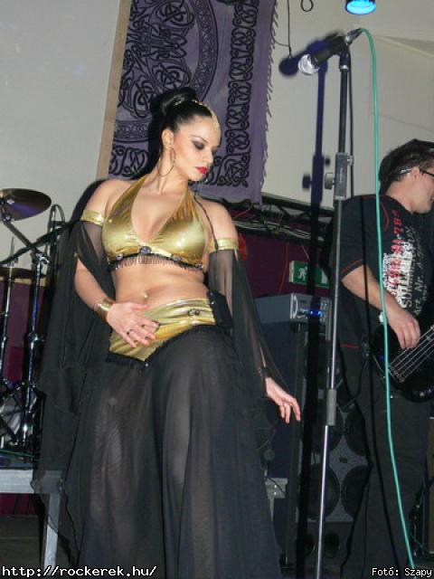  Suburban Neon,  History of heaven,  Sunset,  M-nlkl,  Faded Life,  Entrpia Architektra,  Schoolphoto,  Krhozat,  Dharma - Fot: Szapy