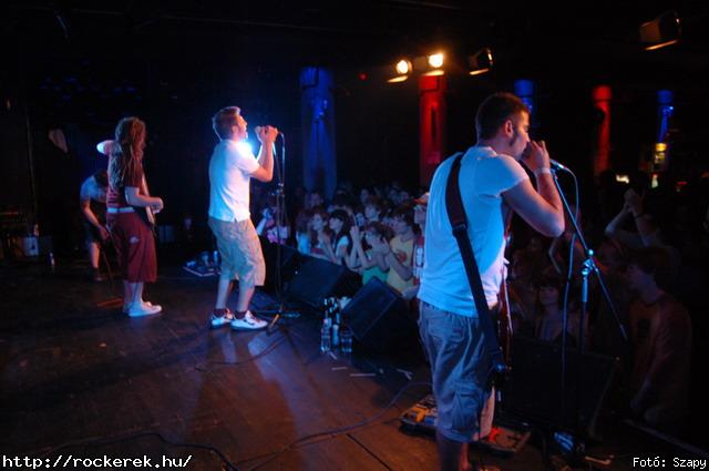  PXR,  Serial No.,  Live Large,  Samsara (A),  Innocent Eyes,  Fekete Pter,  Toscrew,  After School Program,  Novokain,  Schoolphoto,  Overdrive,  Metrosection - Fot: Szapy