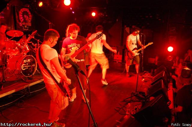  PXR,  Serial No.,  Live Large,  Samsara (A),  Innocent Eyes,  Fekete Pter,  Toscrew,  After School Program,  Novokain,  Schoolphoto,  Overdrive,  Metrosection - Fot: Szapy