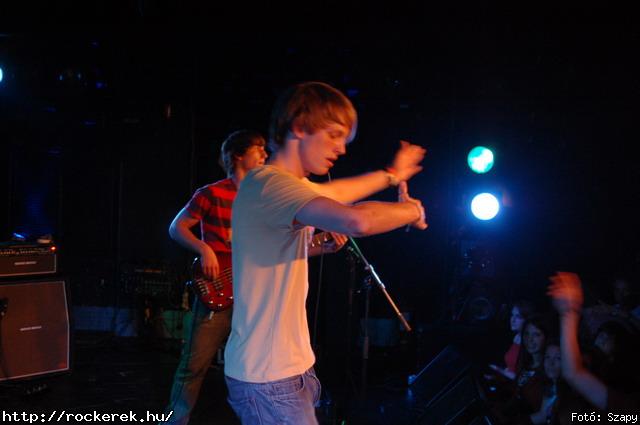  PXR,  Serial No.,  Live Large,  Samsara (A),  Innocent Eyes,  Fekete Pter,  Toscrew,  After School Program,  Novokain,  Schoolphoto,  Overdrive,  Metrosection - Fot: Szapy