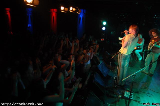  PXR,  Serial No.,  Live Large,  Samsara (A),  Innocent Eyes,  Fekete Pter,  Toscrew,  After School Program,  Novokain,  Schoolphoto,  Overdrive,  Metrosection - Fot: Szapy