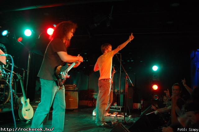  PXR,  Serial No.,  Live Large,  Samsara (A),  Innocent Eyes,  Fekete Pter,  Toscrew,  After School Program,  Novokain,  Schoolphoto,  Overdrive,  Metrosection - Fot: Szapy