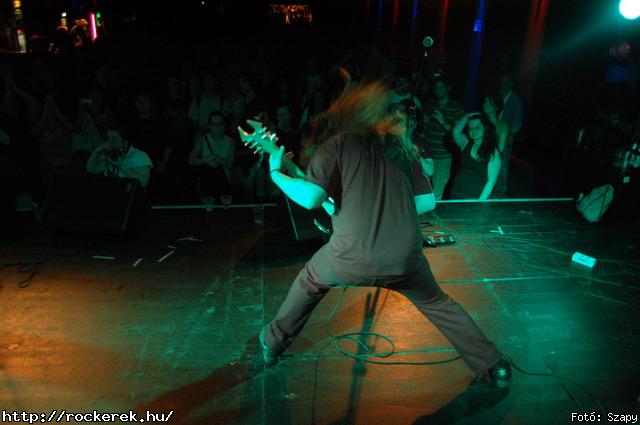  PXR,  Serial No.,  Live Large,  Samsara (A),  Innocent Eyes,  Fekete Pter,  Toscrew,  After School Program,  Novokain,  Schoolphoto,  Overdrive,  Metrosection - Fot: Szapy