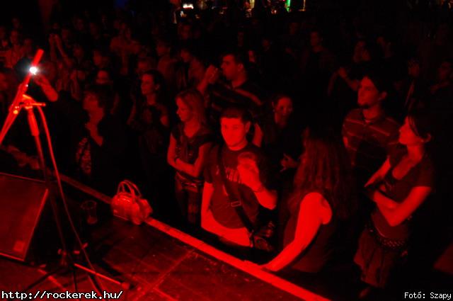  PXR,  Serial No.,  Live Large,  Samsara (A),  Innocent Eyes,  Fekete Pter,  Toscrew,  After School Program,  Novokain,  Schoolphoto,  Overdrive,  Metrosection - Fot: Szapy