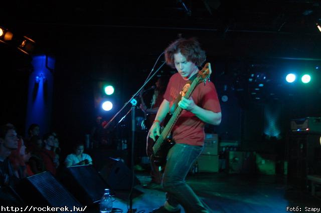  PXR,  Serial No.,  Live Large,  Samsara (A),  Innocent Eyes,  Fekete Pter,  Toscrew,  After School Program,  Novokain,  Schoolphoto,  Overdrive,  Metrosection - Fot: Szapy