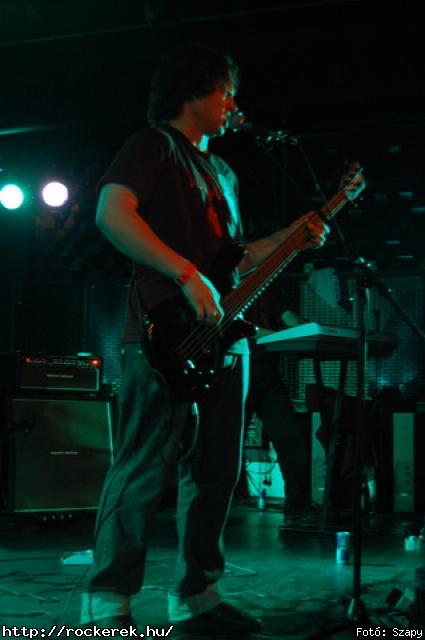  PXR,  Serial No.,  Live Large,  Samsara (A),  Innocent Eyes,  Fekete Pter,  Toscrew,  After School Program,  Novokain,  Schoolphoto,  Overdrive,  Metrosection - Fot: Szapy