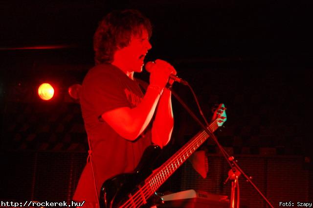  PXR,  Serial No.,  Live Large,  Samsara (A),  Innocent Eyes,  Fekete Pter,  Toscrew,  After School Program,  Novokain,  Schoolphoto,  Overdrive,  Metrosection - Fot: Szapy