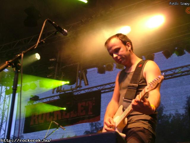  Al and the Black Cats,  Alvin s a Mkusok,  HtkznaPI CSAldsok,  The Exploited,  Fekete Sereg,  Rme Vrzik,  Road,  Varg - Fot: Szapy