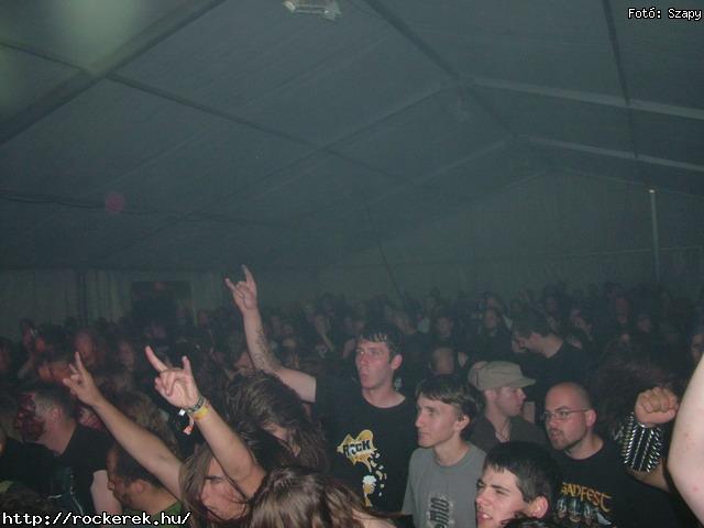  Al and the Black Cats,  Alvin s a Mkusok,  HtkznaPI CSAldsok,  The Exploited,  Fekete Sereg,  Rme Vrzik,  Road,  Varg - Fot: Szapy