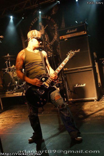  Ab/cd, Aws, Dek Bill Blues Band, Edda, Edguy, Eradication, Fish!, Gamma Ray, Heaven Street Seven, Hollywood Rose, Irie Maffia, Junkies, Kalapcs, Kowalsky Meg A Vega, Lord, Moby Dick, Neck Sprain, Ocha Macho, Ossian, Pokolgp, Pl Utcai Fik, Rme Vrzik, Scandic Pop, Superbutt, Supernem, Trouser Press, Uriah Heep, Watch My Dying, Zorall, kos - Fot: Entri