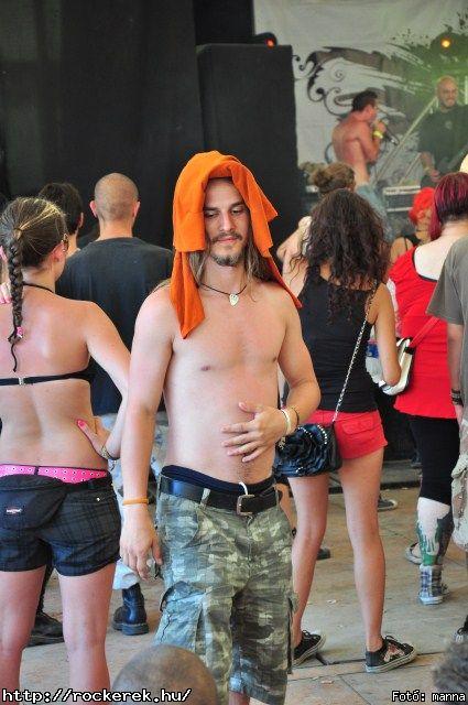  Rme Vrzik,  Watch My Dying,  Kalapcs,  Rudn Joe,  HtkznaPI CSAldsok, Nevergreen,  Moby Dick,  Bloody Roots - Fot: manna