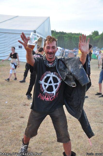  Rme Vrzik,  Watch My Dying,  Kalapcs,  Rudn Joe,  HtkznaPI CSAldsok, Nevergreen,  Moby Dick,  Bloody Roots - Fot: manna