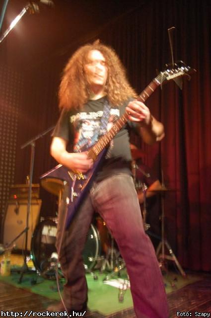  Mr Eddie Krueger,  Nilakantha, Revolution - Fot: Szapy