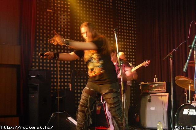  Mr Eddie Krueger,  Nilakantha, Revolution - Fot: Szapy