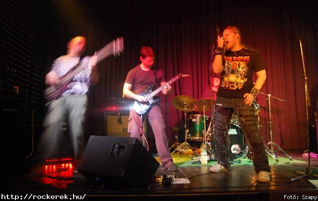  Mr Eddie Krueger,  Nilakantha, Revolution - Fot: Szapy