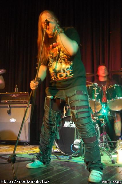  Mr Eddie Krueger,  Nilakantha, Revolution - Fot: Szapy