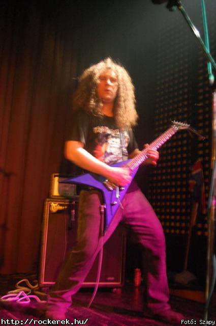  Mr Eddie Krueger,  Nilakantha, Revolution - Fot: Szapy