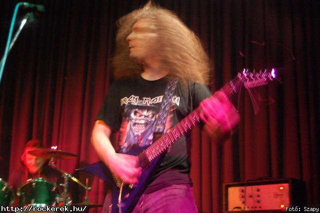  Mr Eddie Krueger,  Nilakantha, Revolution - Fot: Szapy