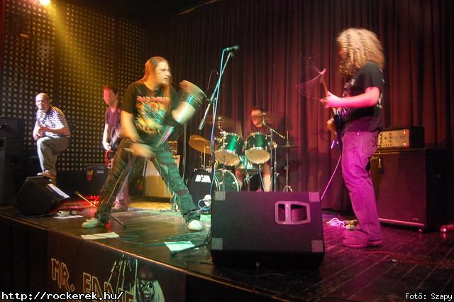  Mr Eddie Krueger,  Nilakantha, Revolution - Fot: Szapy