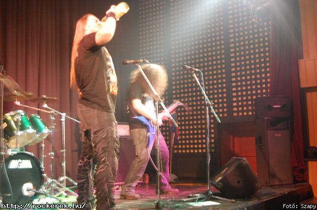  Mr Eddie Krueger,  Nilakantha, Revolution - Fot: Szapy