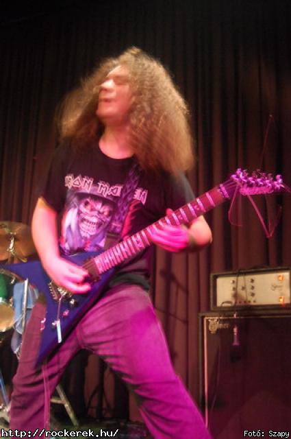  Mr Eddie Krueger,  Nilakantha, Revolution - Fot: Szapy