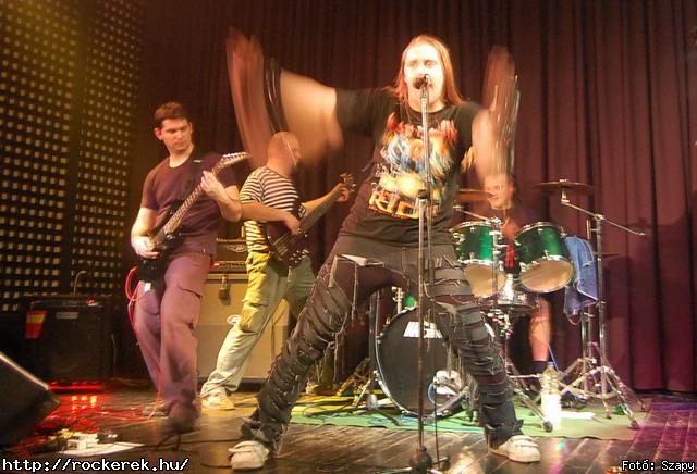  Mr Eddie Krueger,  Nilakantha, Revolution - Fot: Szapy