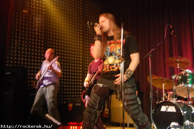  Mr Eddie Krueger,  Nilakantha, Revolution - Fot: Szapy