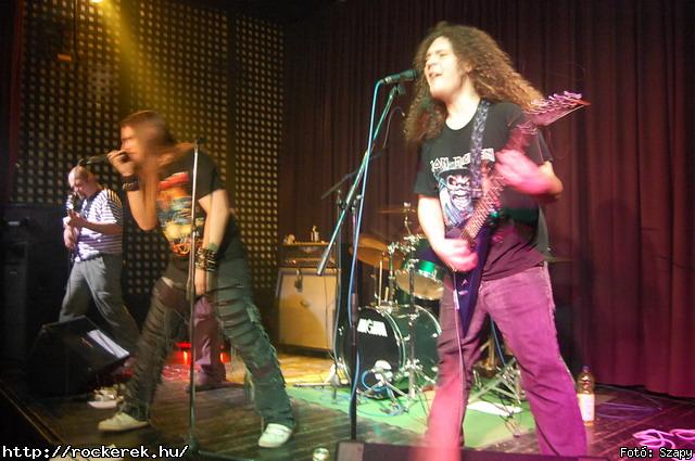  Mr Eddie Krueger,  Nilakantha, Revolution - Fot: Szapy