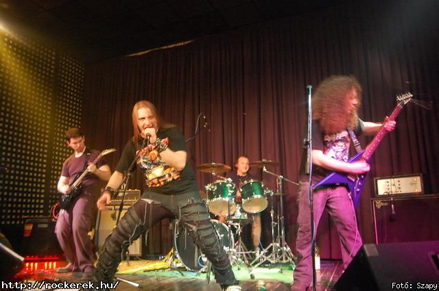  Mr Eddie Krueger,  Nilakantha, Revolution - Fot: Szapy