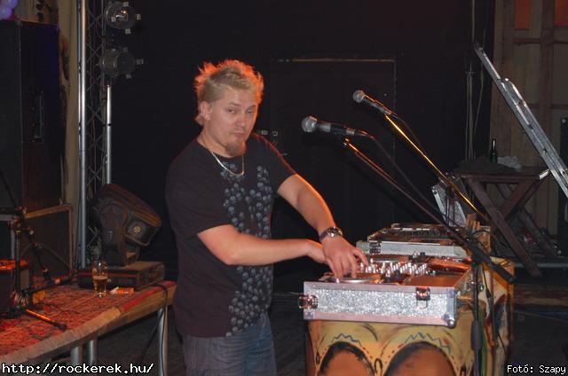  Csnyi Szabi, Hangya (zorall), Hartman Zoli, Hollywood Rose, Szigeti Ferenc, Zeffer Andrs - Fot: Szapy