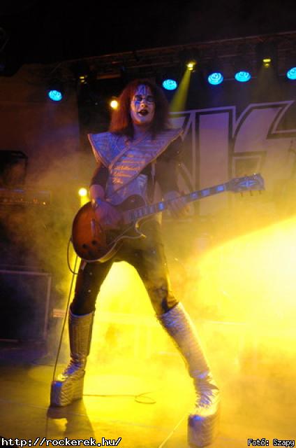  Kiss Forever Band - Fot: Szapy