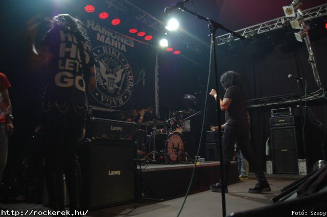 Ramones Mania,  Halor,  The Raw Tribe - Fot: Szapy