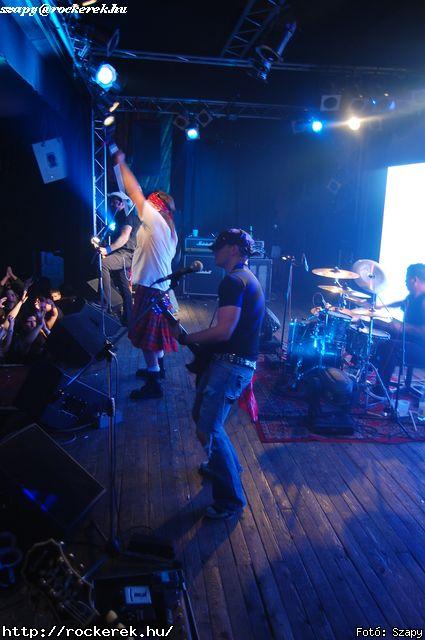  Hartmann Zoltn (alcoholica), Hollywood Rose, Nagy Dvid (pokolgp) - Fot: Szapy