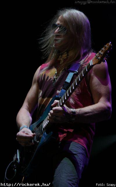  Steve Morse, Steve Vai, Joe Satriani - Fot: Szapy