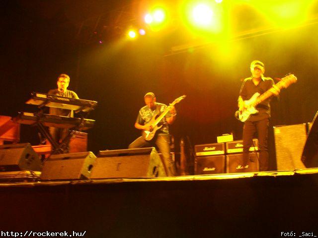  Mike Portnoy,  Derek Sherinian,  Tony MacAlpine,  Billy Sheehan - Fot: _Saci_
