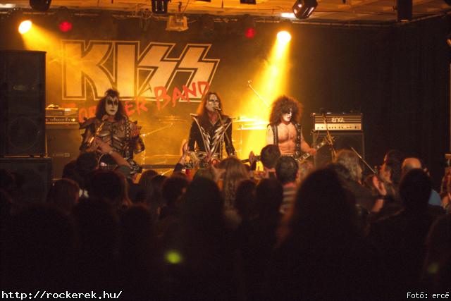  Piggy (Iggy Pop Tribute Band),  KISS Forever (KISS Tribute Band) - Fot: erc