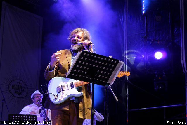  Emir Kusturica & The No Smoking Orchestra - Fot: Szapy