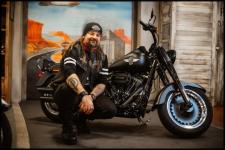 Piszok mzlista fick vagyok – Sidi a Harley-Davidson nagykvete