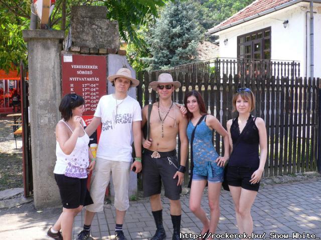 Veres szekr :D