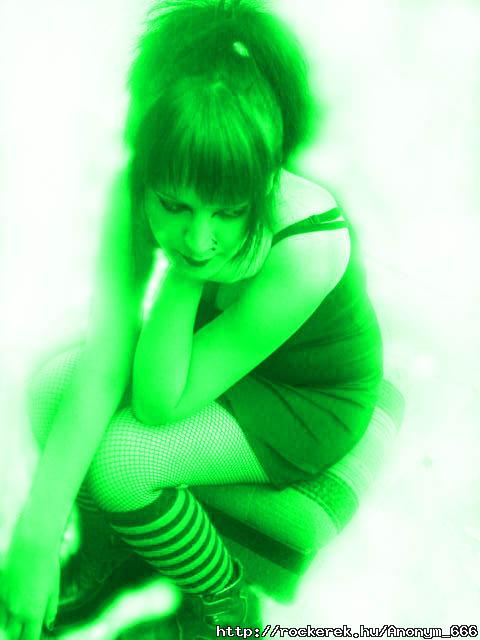 UV-green.doll <3