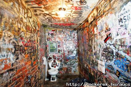 cbgb_bathroom_wall-thumb