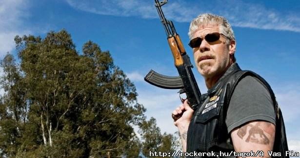 Sons of Anarchy (Clay Morrow )