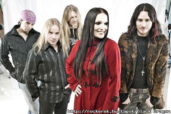 Nightwish... a rgivel... aki Anettnl sokkal jobb volt...