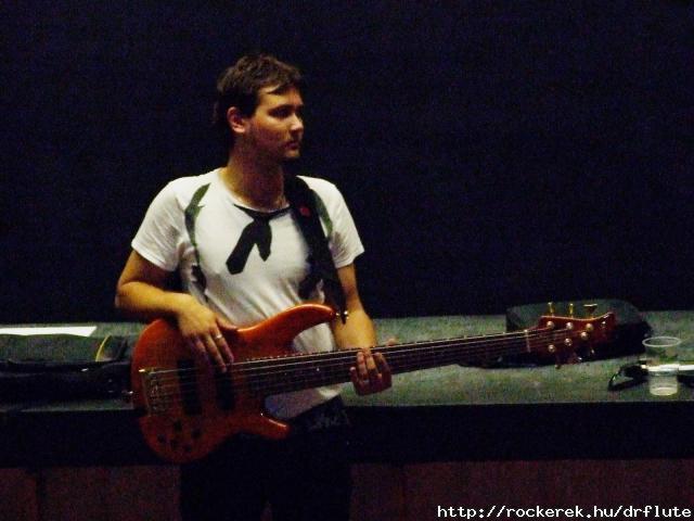 bass