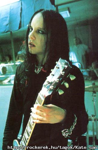 Joey Jordison(pldakp)a vilg 2-ik legjobb dobosa!!